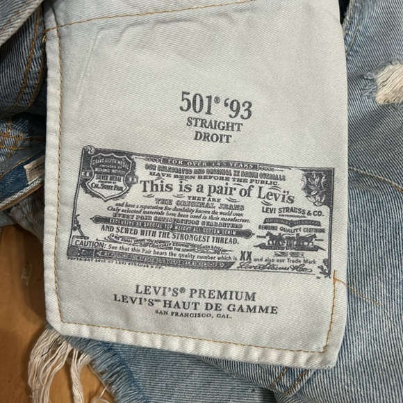 501 ‘93 Levi’s shorts - Picture 2 of 7